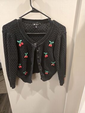 Retro Cropped Knit Black Crochet Cherry-Appliqué Cardigan Sweater